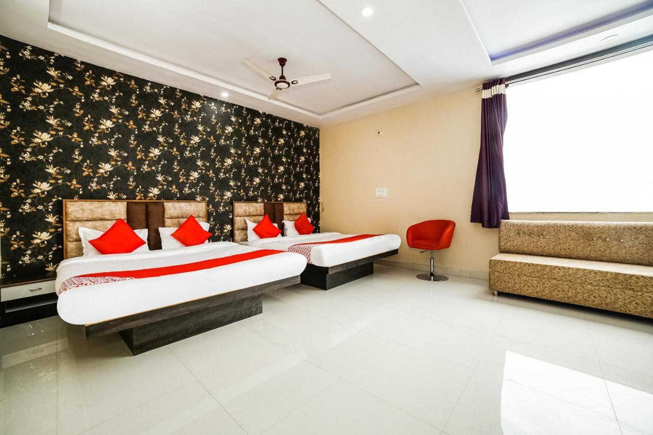 Oyo 41923 Prema Kunj Resort Jhānsi Dış mekan fotoğraf